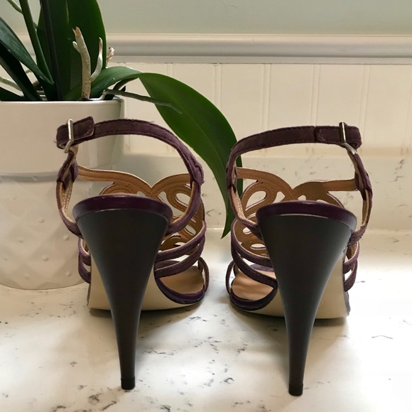 laser-cut high heel sandal - Picture 5 of 6